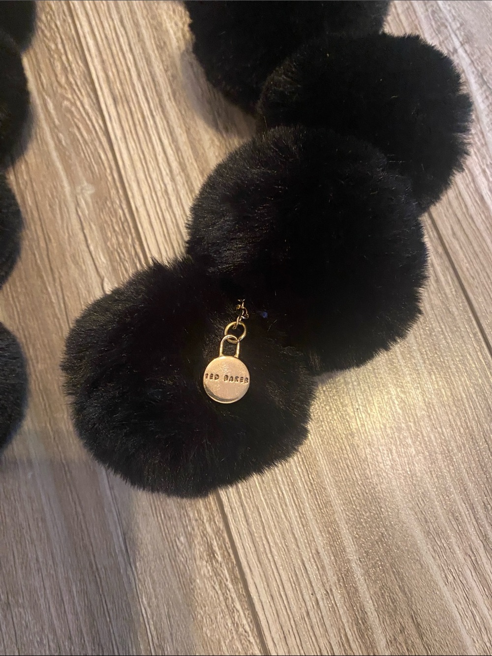 Ted Baker Tizzy Pom Pom Faux fur collar & Accessory case Lot - Picture 6 of 13
